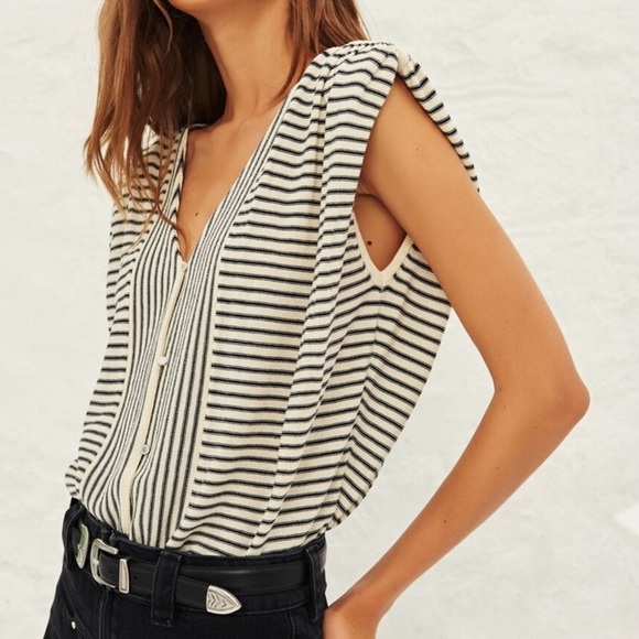 ba&sh Tops - ba&sh Knit Sleeveless Shoulder Pads Top Vest Cardigan Lony Ecru & Navy Size M